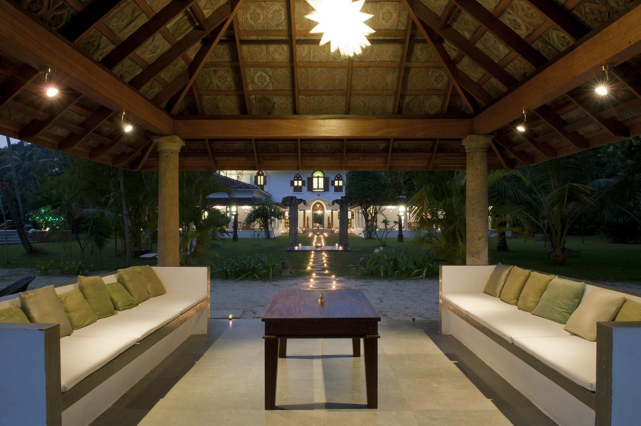Purity At Lake Vembanad Mararikulam Exterior photo
